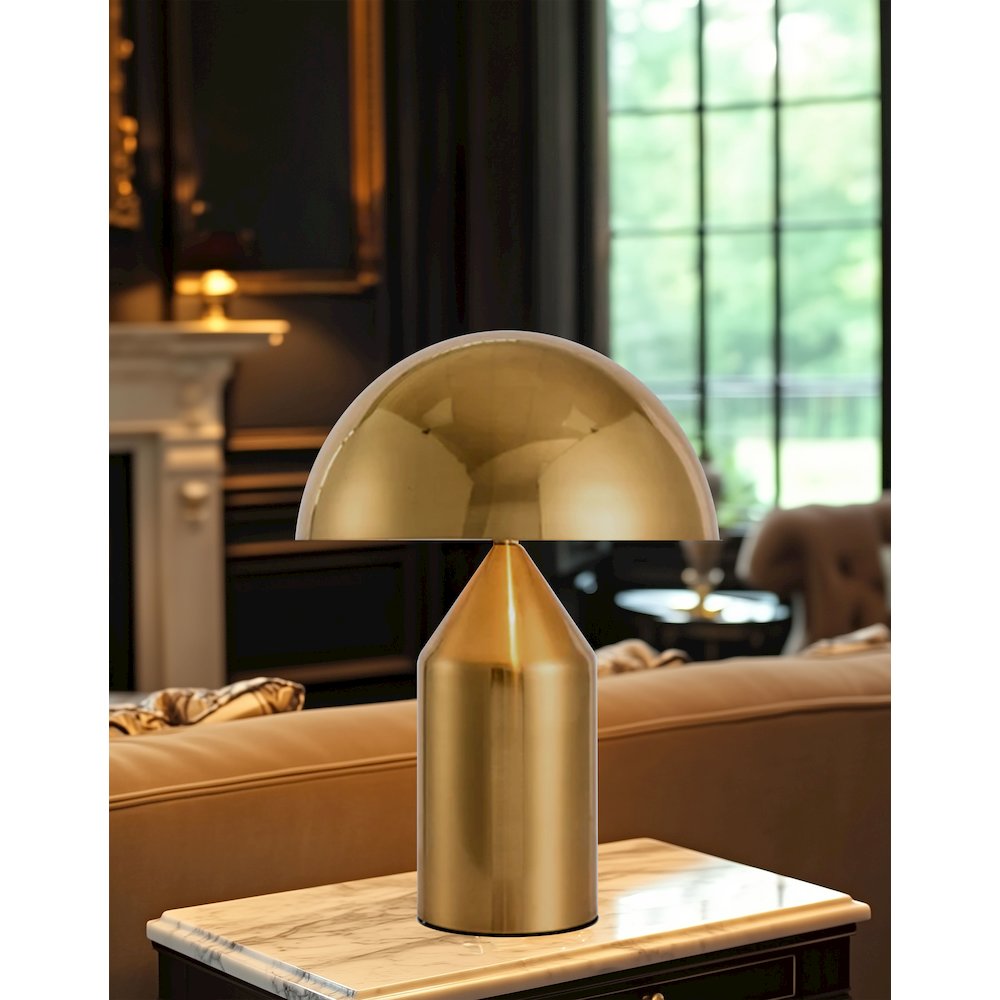 2 Light Table Lamp in Aged Brass - Dainolite