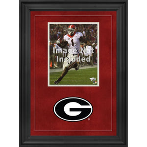 Georgia Bulldogs 8'' x 10'' Deluxe Vertical Photograph Frame with Team Logo