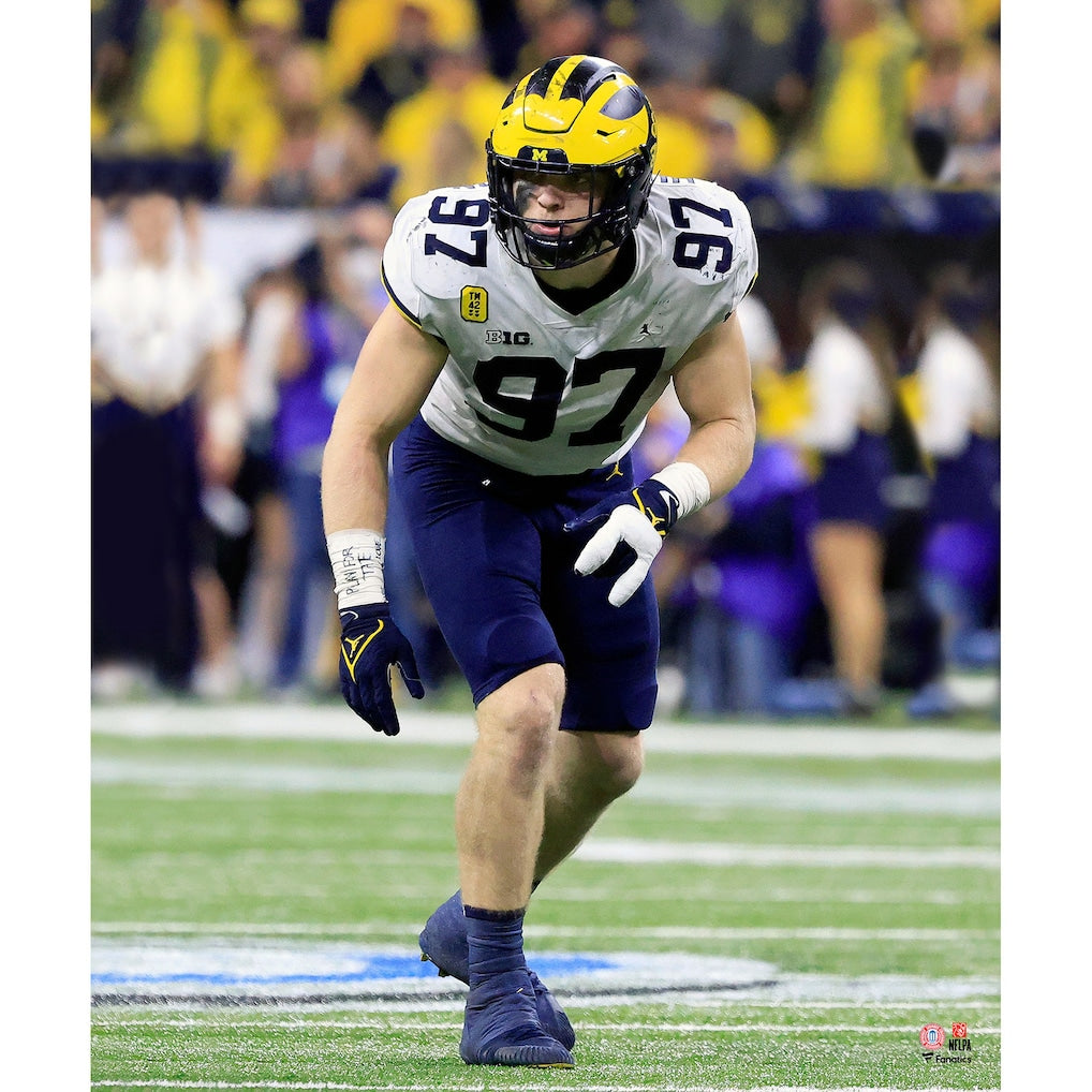 Aidan Hutchinson Michigan Wolverines Unsigned In Defensive Stance During 2021 Big Ten Football Championship Photograph