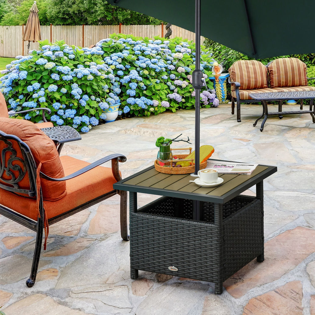 Yeah Depot - Outsunny 22'' Rattan Wicker Side Table with Steel Frame, Umbrella Insert Hole, Sand Bag for Outdoor, Patio, Garden, Backyard, Black & Tan