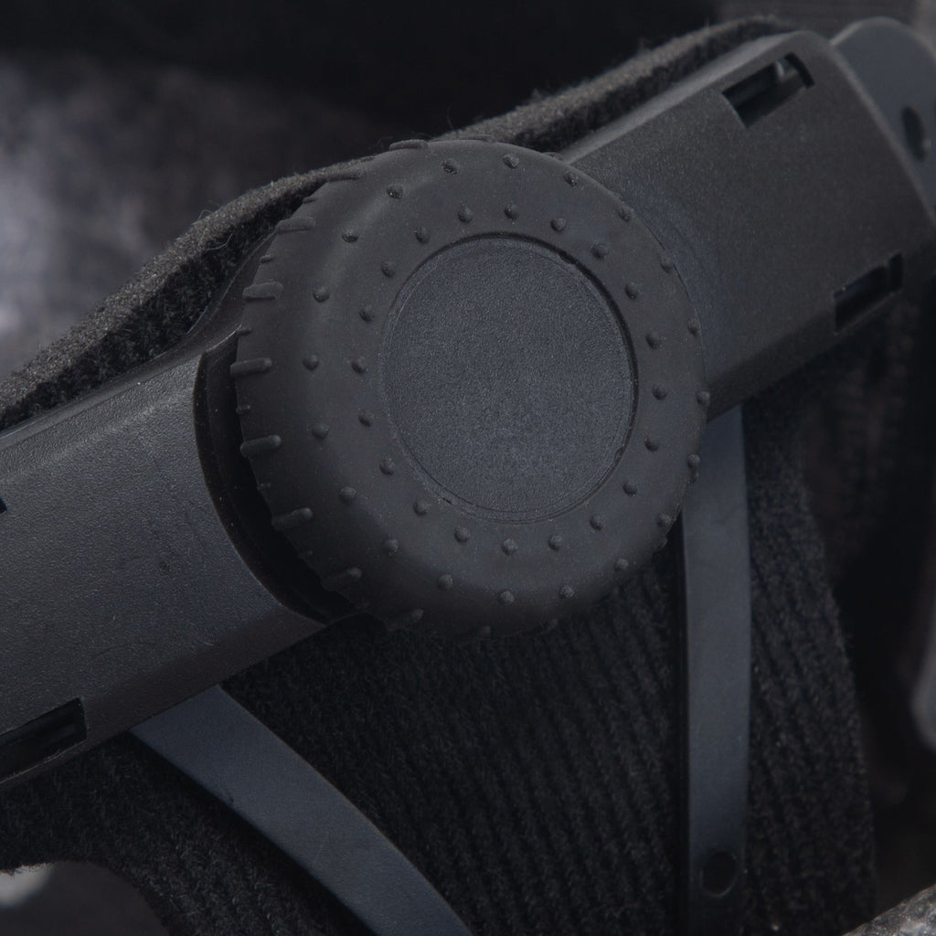 FX070 - Electric GoKart Pro, Kids Racing Car, Outdoor Ride On Toy with MP3 for Kids Aged 4-16, Black and White