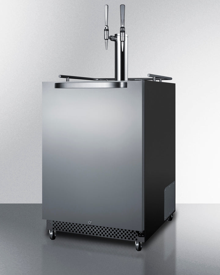 Commercial Indoor/Outdoor Cold Brew Nitro-Infused Coffee Dispenser With Dual Tap Kit Included - SBC696OSNCFTWIN Summit Commercial