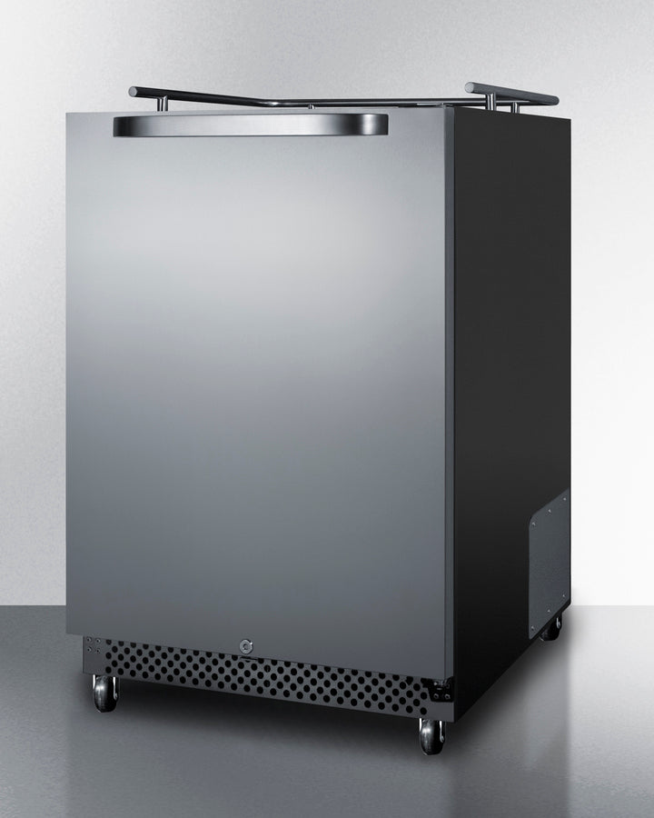Commercial Indoor/Outdoor Kegerator, No Tap Kit Included - SBC696OSNK Summit Commercial