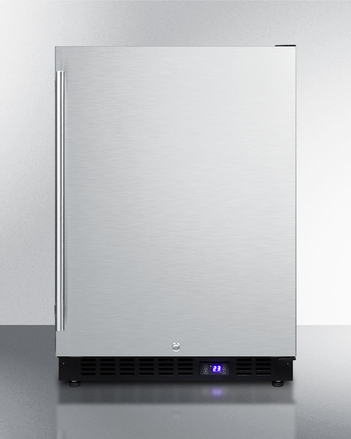 Frost-Free Outdoor Freezer In Complete Stainless Steel, With Digital Thermostat, LED Lighting, And Lock - SPFF51OSCSS Summit