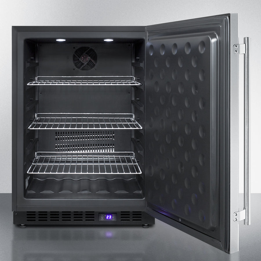 Frost-Free Outdoor Freezer In Complete Stainless Steel, With Digital Thermostat, LED Lighting, And Lock - SPFF51OSCSS Summit