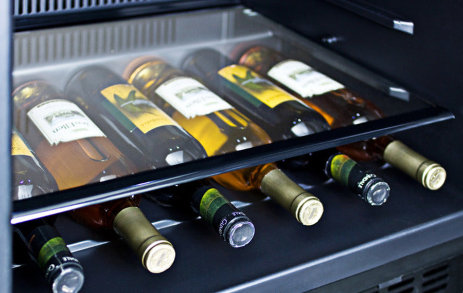 Outdoor Refrigerator , With Lock, Digital Thermostat, And Stainless Steel Wrapped Exterior - SPR627OSCSS Summit